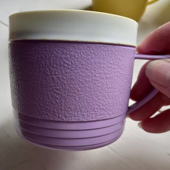 Vintage Therm-o-ware unbreakable cups. - Picture 7 of 14